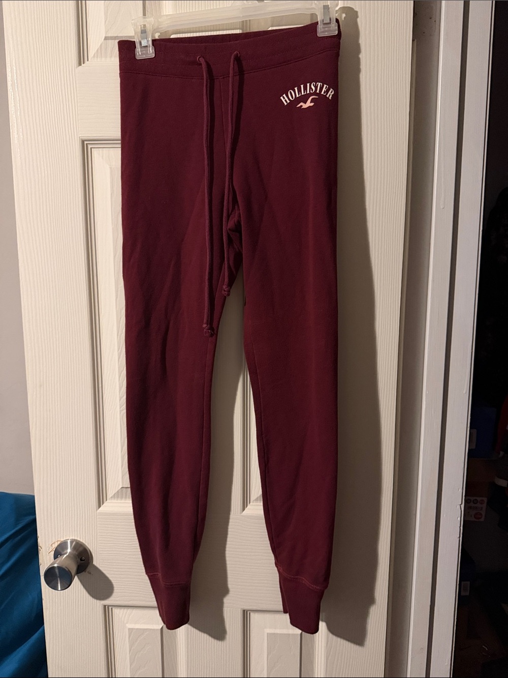 # 165 Hollister Burgundy Drawstring Joggers with Logo